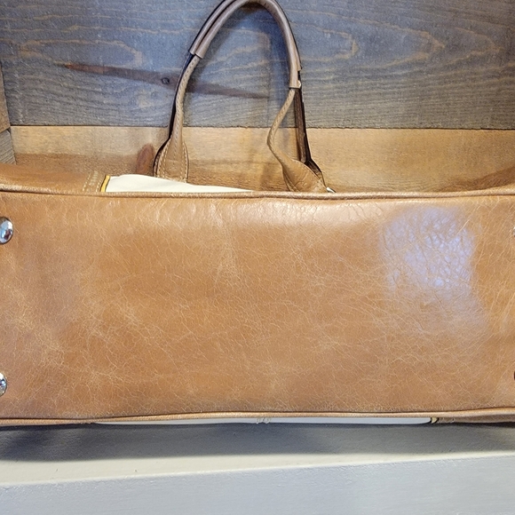 Coach Y2K Off White Leather Sachel With Chain Detail - Picture 11 of 14